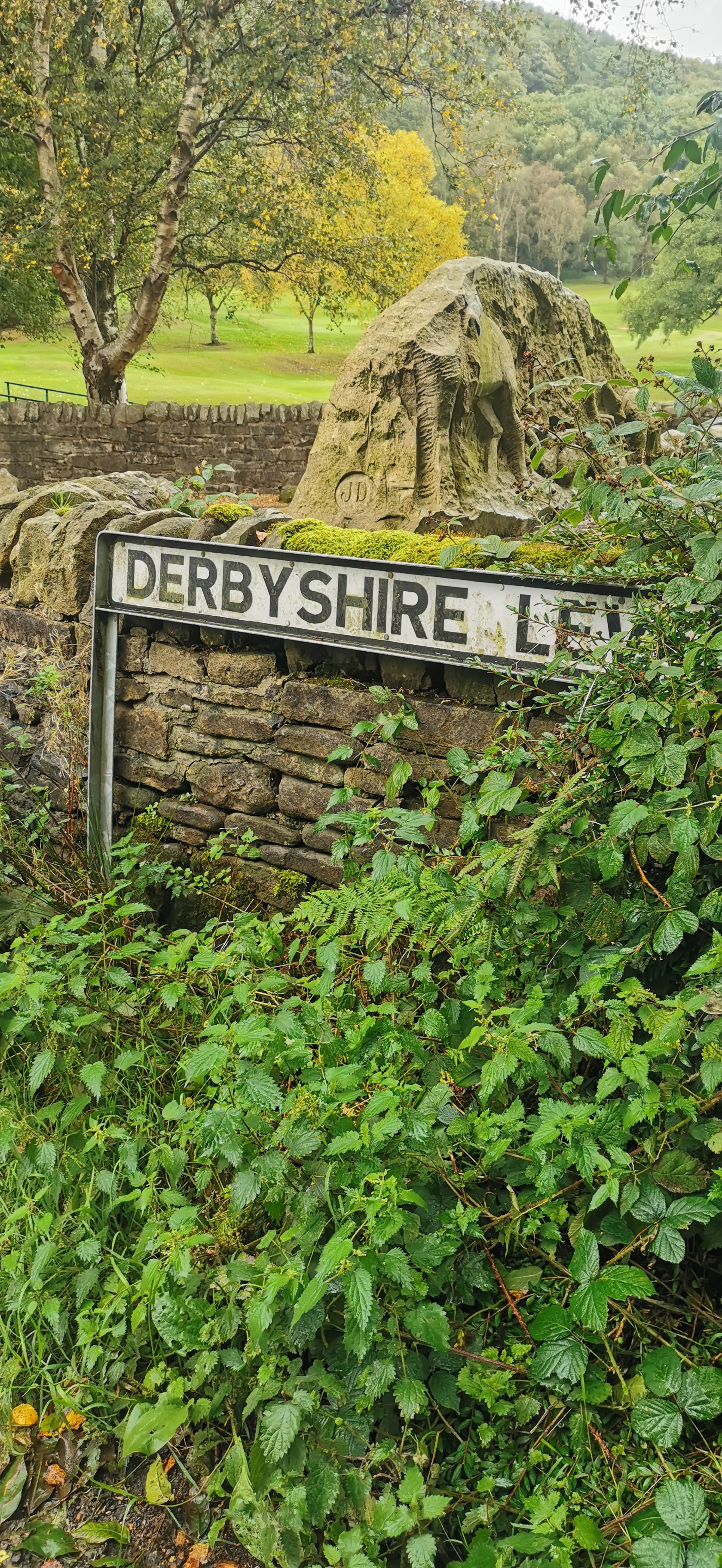 Photo taken between Derbyshire Level and Sheffield Road